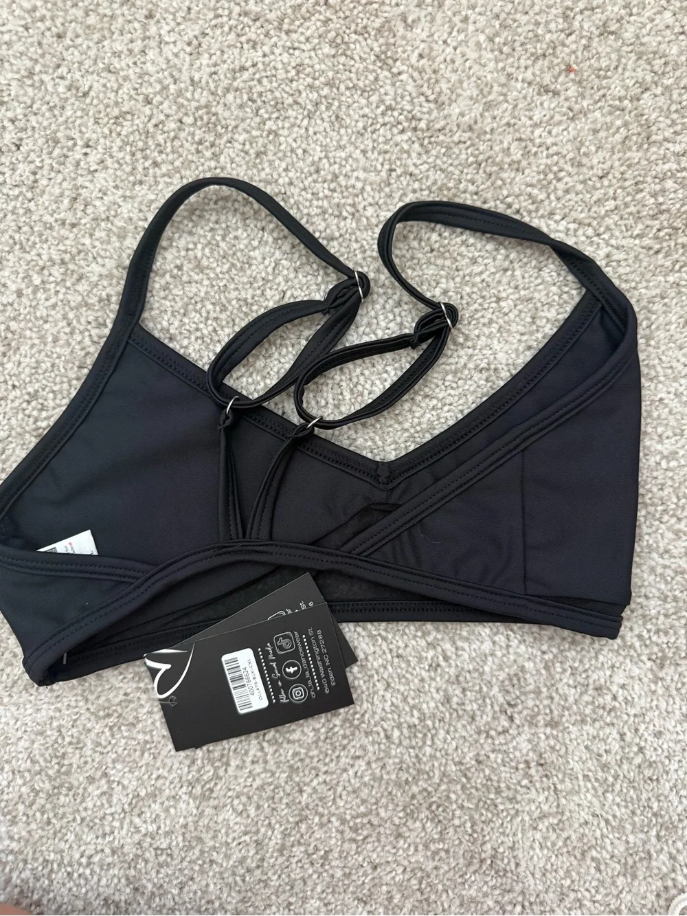 N/A comfortable black